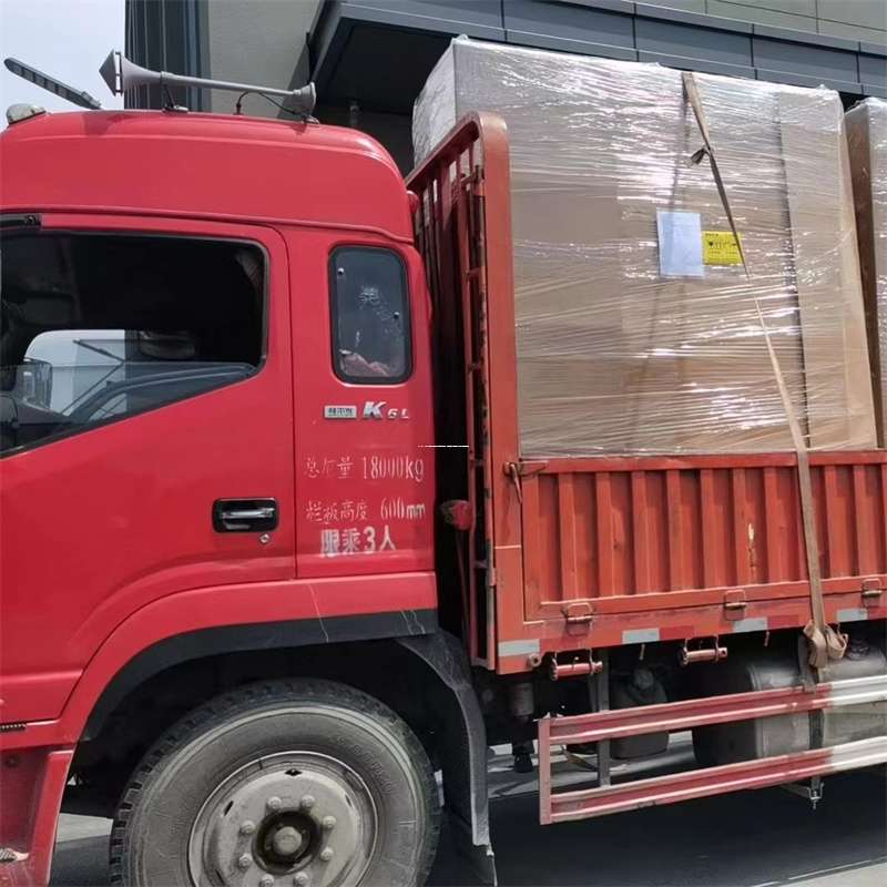 内蒙古锡林郭勒盟二连浩特至铜川货运专线一站式物流服务，让您的货物畅行无忧（陕西铜川货运部电话）