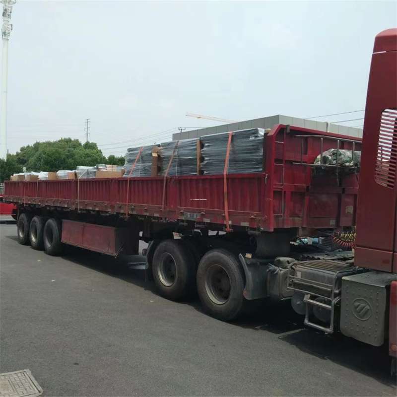 内蒙古锡林郭勒盟二连浩特至日喀则货运专线，一站式物流服务助您畅通无忧