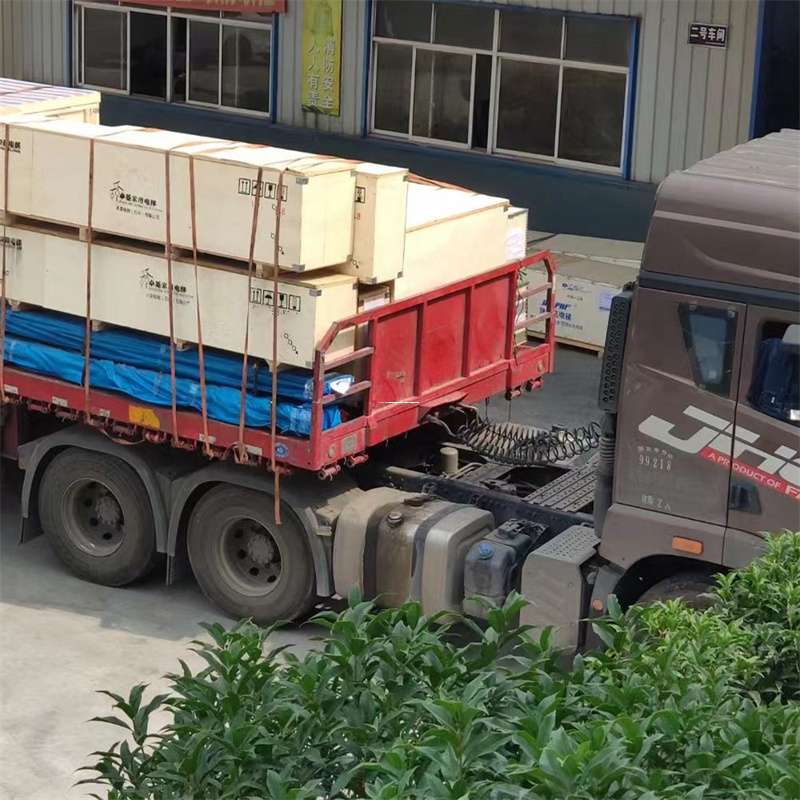 内蒙古锡林郭勒盟二连浩特至新疆阿勒泰福海县物流专线，一站式服务，让您的货物畅行无忧